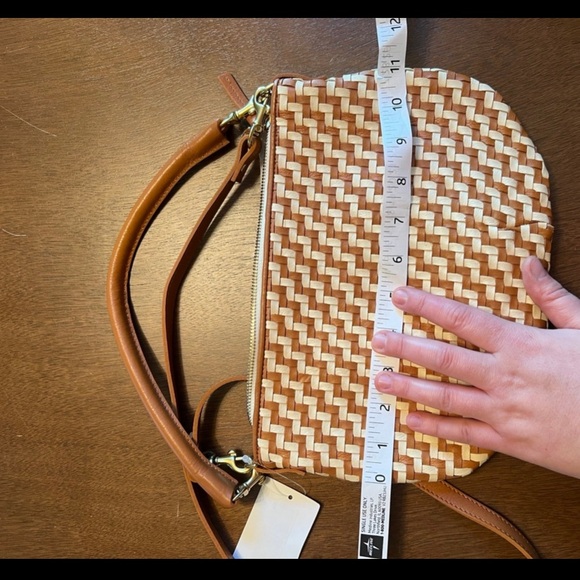 (Pending sale) Clare V Petit Moyen Natural & Cream Woven Checker - Picture 4 of 8